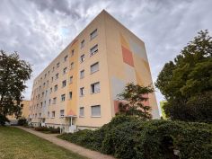 3-Raum-Wohnung mit Badewanne und Balkon (2407.3.26)